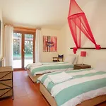 Semesterbostad Liiiving In | Countryside Pool House Caminha