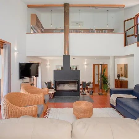 Liiiving In | Countryside Pool House Casa vacanze