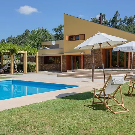 Liiiving In | Countryside Pool House Caminha
