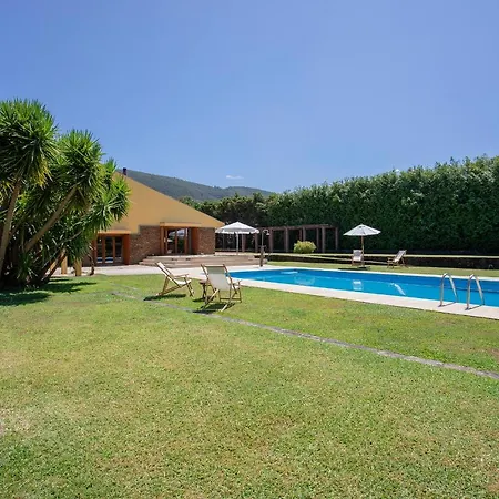 Liiiving In | Countryside Pool House *