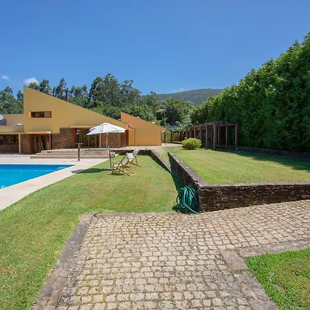 Liiiving In | Countryside Pool House * Caminha