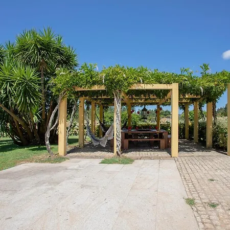Liiiving In | Countryside Pool House Casa vacanze