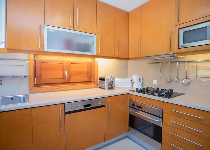 Liiiving In | Countryside Pool House Tatil Evi