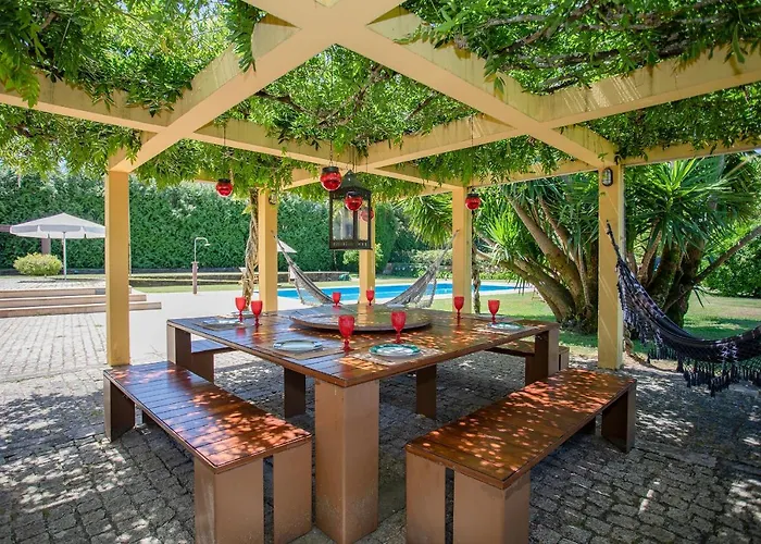 Liiiving In | Countryside Pool House *