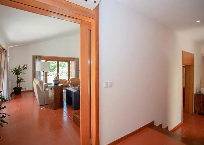 Tatil Evi Liiiving In | Countryside Pool House