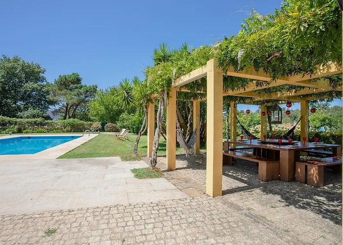 Tatil Evi Liiiving In | Countryside Pool House *