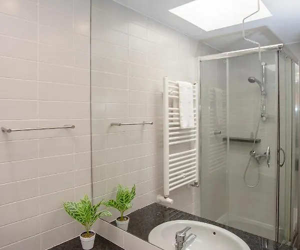 Liiiving In | Countryside Pool House Tatil Evi