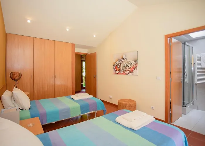 Liiiving In | Countryside Pool House Tatil Evi Caminha