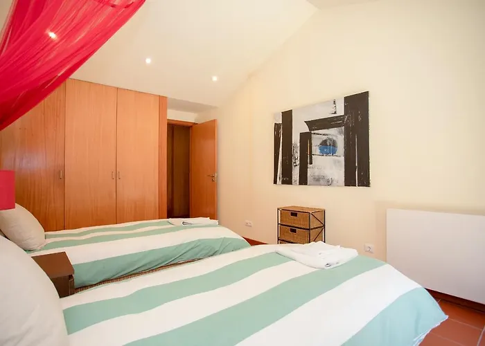 Liiiving In | Countryside Pool House Tatil Evi