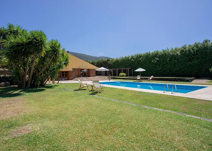 Liiiving In | Countryside Pool House *