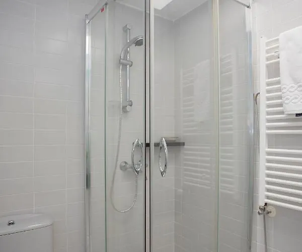 Liiiving In | Countryside Pool House Tatil Evi Caminha