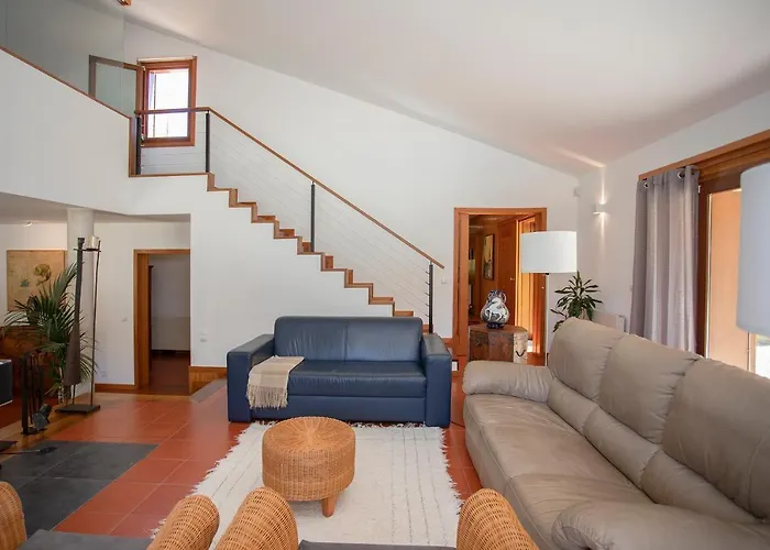 Tatil Evi Liiiving In | Countryside Pool House