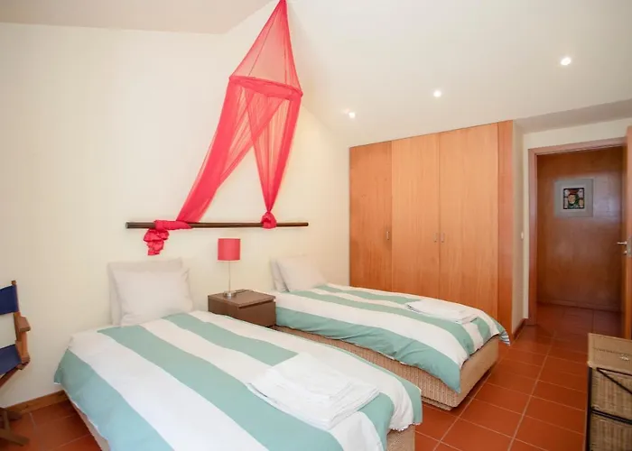 Liiiving In | Countryside Pool House *