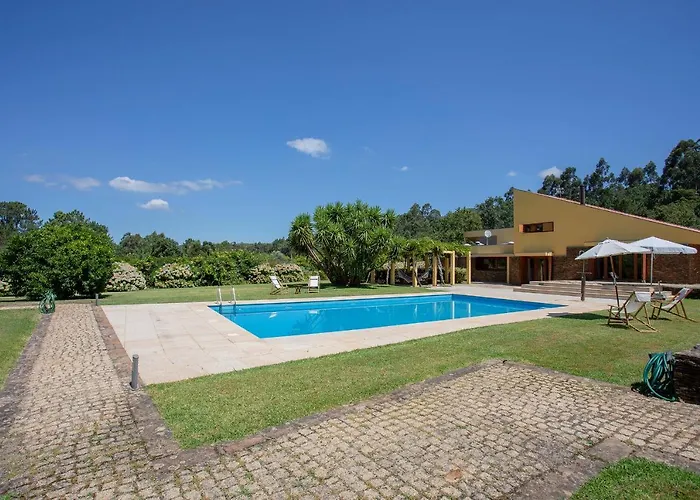 Liiiving In | Countryside Pool House Дом отдыха *