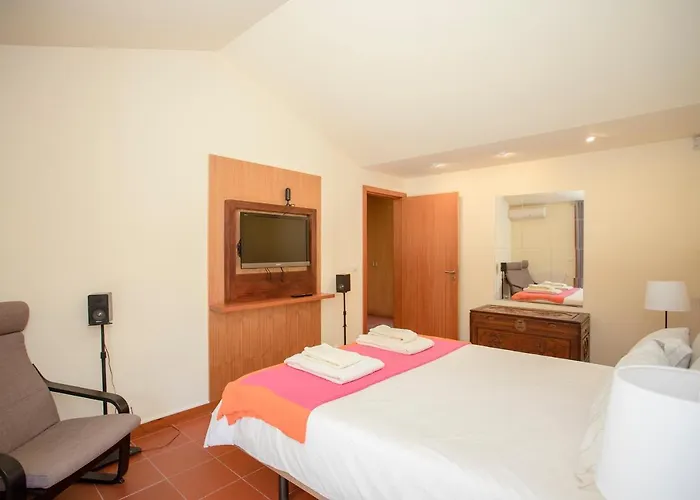 Liiiving In | Countryside Pool House Дом отдыха *